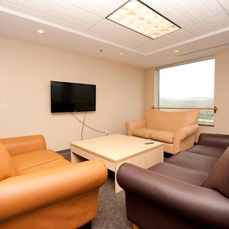 Residence & Conference Centre - Kamloops Luaran gambar