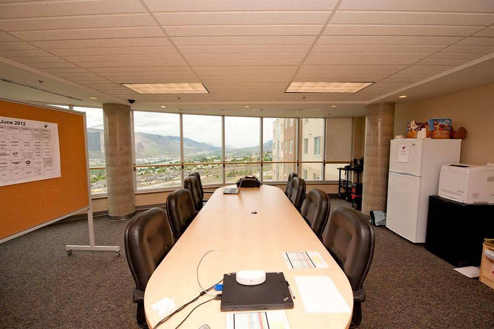 Residence & Conference Centre - Kamloops Luaran gambar